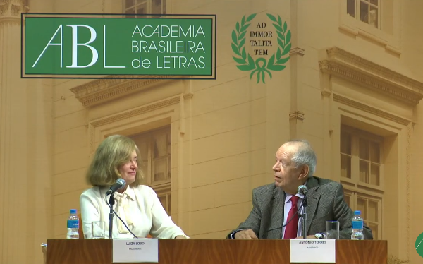 “O pensamento feminista na literatura” com Luiza Lobo
